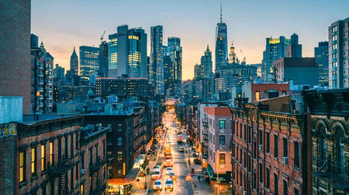 Traveling to New York: An Ultimate Guide