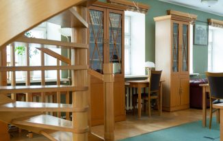 How to Transform Your Space with a Central Stringer Staircase